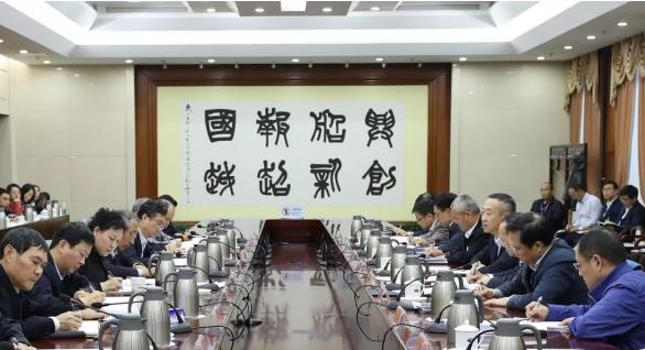 集團公司召開第一批“不忘初心、牢記使命”主題教育整治整改“回頭看”暨第二批工作推進會